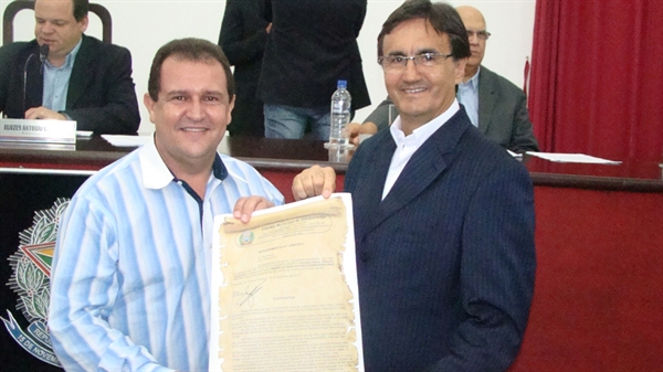 Vereador presta homenagem à Paróquia Nossa Senhora Aparecida