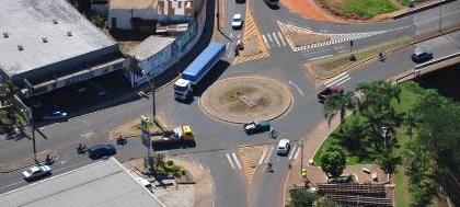 Rotatórias da Zona Norte terão semáforos em 30 dias