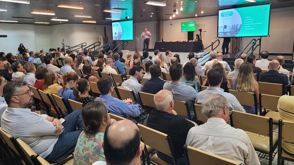 Assembleia realizada na noite de anteontem em Rio Preto definiu pela compra da Unimed de Votuporanga (Foto: Assessoria)