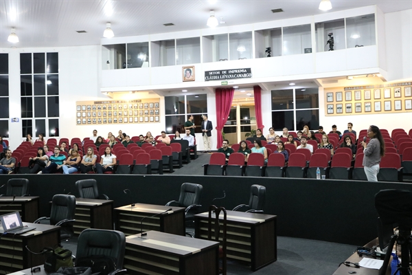 O evento foi realizado na Câmara Municipal (Foto: Divulgação/Unifev)