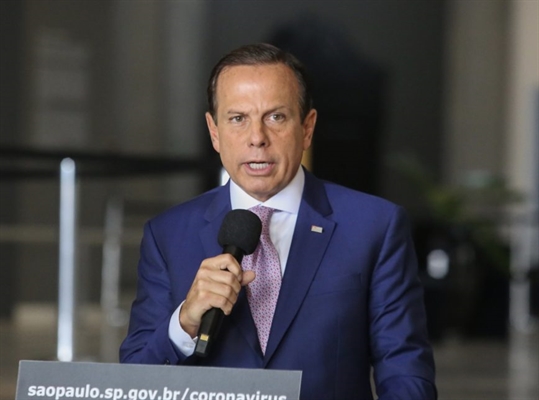  A medida deverá durar duas semanas, a depender da evolução da curva de infecções, óbitos e internações (Foto: Governo do Estado de São Paulo)