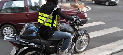 Prefeitura quer regras para serviço de mototaxi