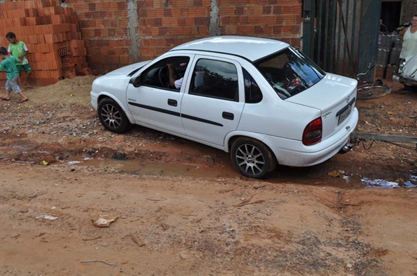 Local piora com as chuvas e moradores pedem providências