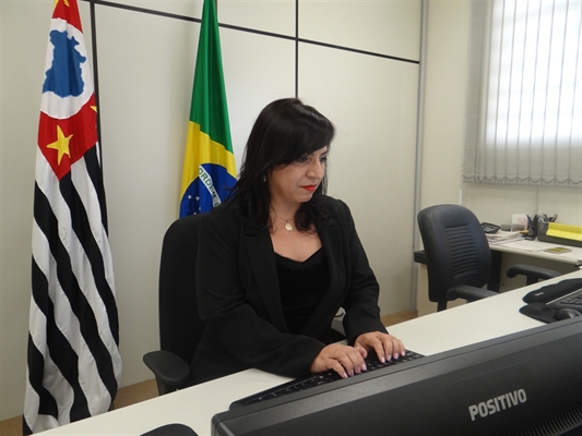 A juíza titular da Vara do Trabalho de Votuporanga é a votuporanguense Sandra Maria Zirondi (Foto: Daniel Castro/A Cidade)