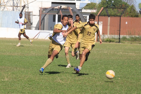 ‘CAVinho’ empata na estreia da segunda fase do Sub-20