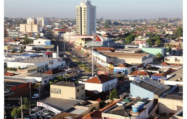 Uma mulher de 47 anos é a segunda paciente infectada na cidade vizinha