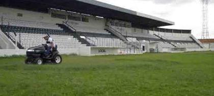 Prefeitura reabre licitação para venda do estádio