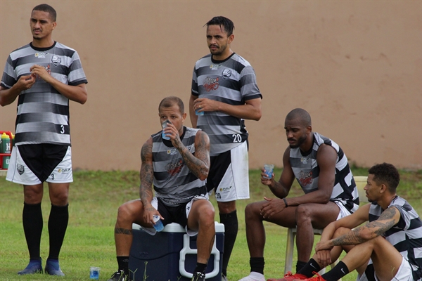 Alvinegra: o Clube Atlético Votuporanguense volta a jogar amanhã contra o Monte Azul (Foto: Rafael Bento/CAV)