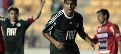 Palmeiras parcela compra do atacante Luan