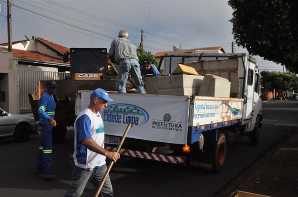 Semelhante ao “Cidade Limpa”, novo arrastão irá percorrer os bairros recolhendo lixo que acumule água parada (Foto: Prefeitura de Votuporanga)