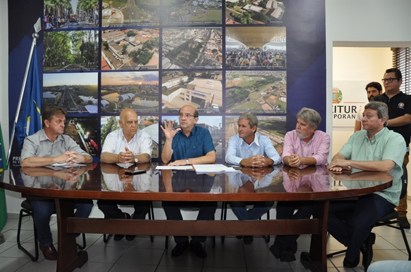 Anteontem à tarde, choveu mais de 50 milímetros em cerca de 40 minutos em Votuporanga (Foto: Prefeitura de Votuporanga)