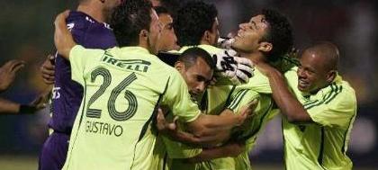 Palmeiras festeja a liderança e esquece crise de 2010