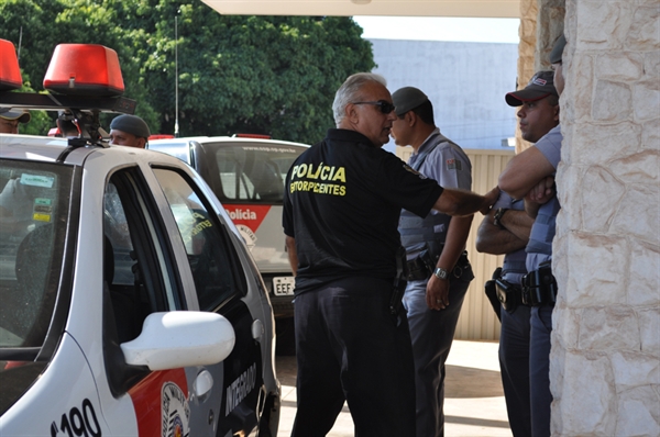 Delegado Antônio Marques e Dise entre os melhores 