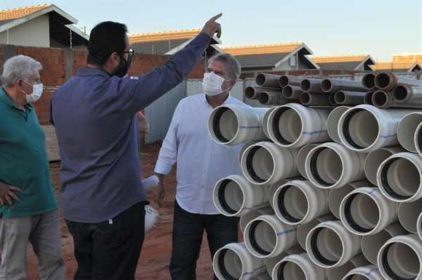 Troca dos tubos de galerias pluviais deve resolver o problema de vazamentos no bairro que vem ocorrendo nos últimos anos (Foto: A Cidade)