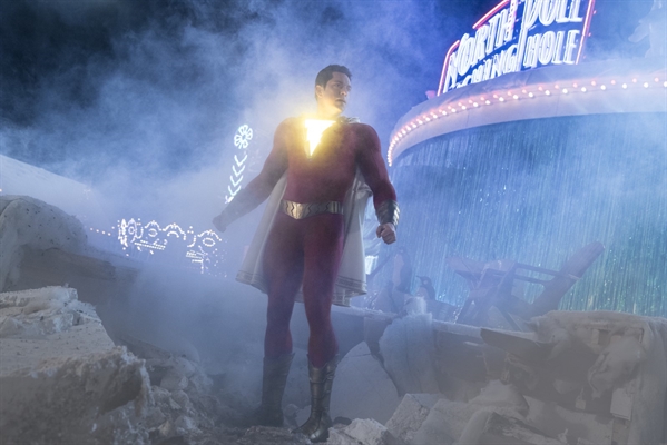 O filme ‘Shazam’ será exibido diariamente, em cópia dublada, no Cine Votuporanga a partir de hoje até o dia 24 de abril (Foto: Divulgação)