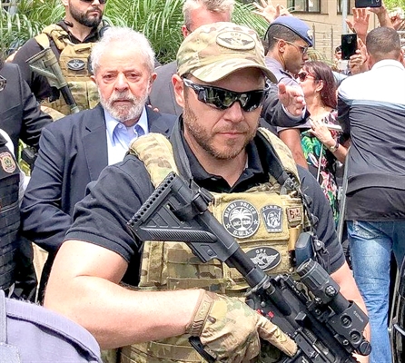 Danilo Campetti, suplente de deputado estadual, voltou a atuar como agente da Polícia Federal após cerca de seis meses afastado por conta de uma sindicância  (Foto: Redes sociais )