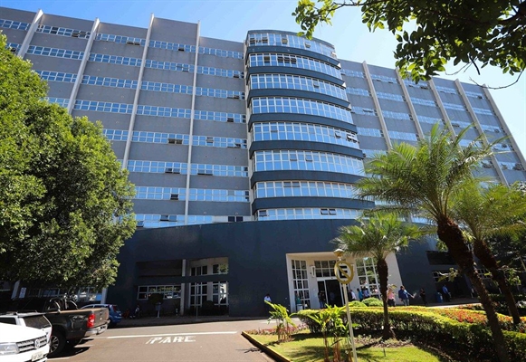 No momento que o policial retornou para o quarto do hospital, não encontrou mais o detento (Foto: Divulgação/Hospital de Base de Rio Preto)