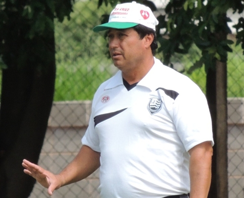 CAV faz neste momento primeiro coletivo da semana antes da estreia