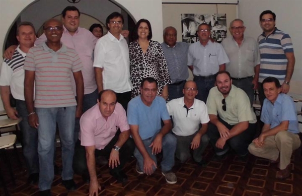 Votuporanga sedia Caravana do PT 