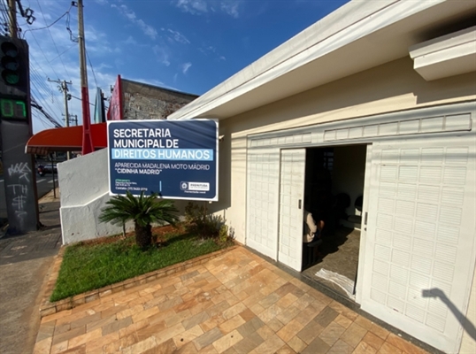 A iniciativa oferece um salário mínimo por oito horas diárias trabalhadas ou meio salário por quatro horas de trabalho (Foto: Prefeitura de Votuporanga)