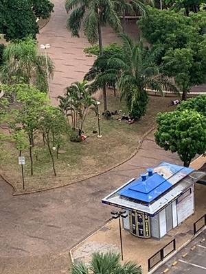 Recentemente pessoas em situação de rua saíram da Concha Acústica e foram para a Praça São Beto  (Foto: Reprodução)