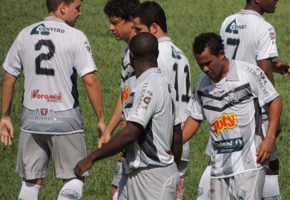CAV volta aos treinos de olho no Novorizontino