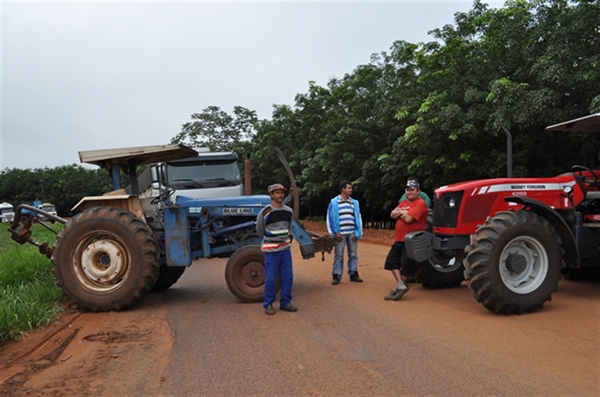 Produtores rurais e motoristas se reúnem hoje para cobrar melhorias na estrada do 27