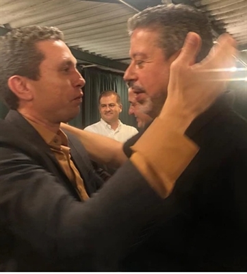 O deputado Fausto Pinato, que é da região, atua na coordenação da campanha de Arthur Lira à presidência da Câmara Federal (Foto: Redes sociais)