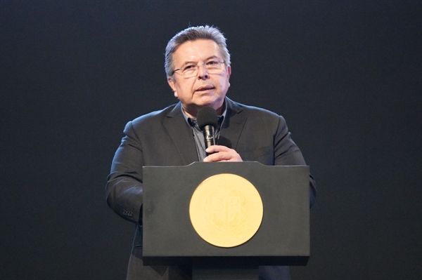 Valores destinados pelo deputado Carlão Pignatari já estão no caixa das prefeituras para serem investidos nos municípios (Foto: Assessoria)