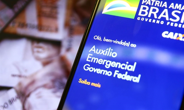 Pedidos devem ser feitos no Portal de Consultas da Dataprev, que fornece a relação de quem teve o benefício liberado em 2021 (Foto: Marcelo Camargo/Agência Brasil)