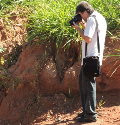 Homem encontrado morto é sepultado como indigente