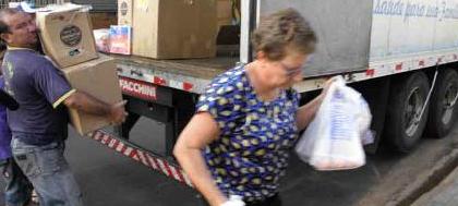 Idav recebe 4 toneladas de alimentos