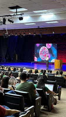 Profissionais da saúde de Votuporanga e representantes de 102 municípios da região participaram do encontro ontem (Foto: Prefeitura de Votuporanga)
