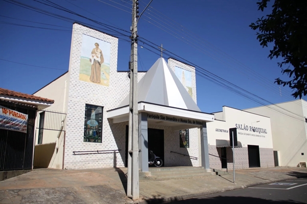 A Paróquia São Benedito e Nossa Senhora de Fátima fica no Parque Guarani (Foto: Diocese de Votuporanga)