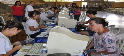 CDHU realiza 200 inscrições de casas por hora