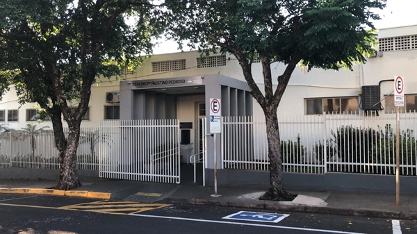 A escola que possui mais estrangeiros matriculados é o CEM Prof. Faustino Pedroso (Foto: Érika Chausson/A Cidade)