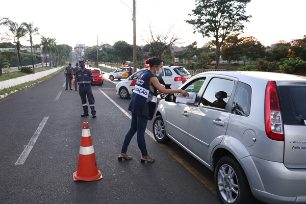 Força-tarefa fez 170 abordagens, 275 orientações e verificou 72 denúncias (Foto: Prefeitura de Votuporanga)