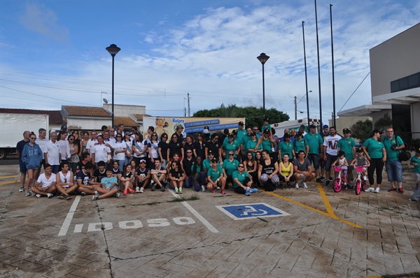 Rotarianos reunidos em evento na manhã deste domingo, dia 23/2