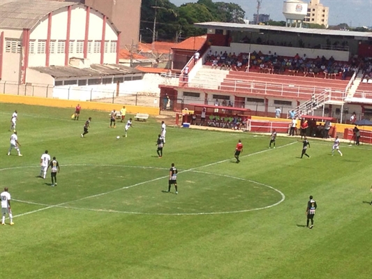 Jogando no Estádio Ítalo Mário Limongi, em Indaiatuba, a Alvinegra conquistou ponto importante