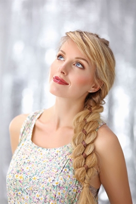 Cabelo trançado sinônimo de elegância