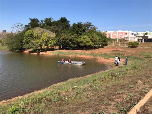 Com o auxílio da draga cedida pelo Governo do Estado, por meio do DAEE, desassoreamento será, enfim, iniciado  (Foto: Saev)