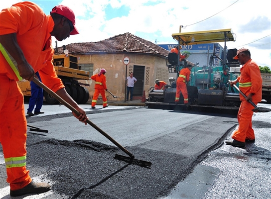 Moradores reclamaram das condições das ruas 