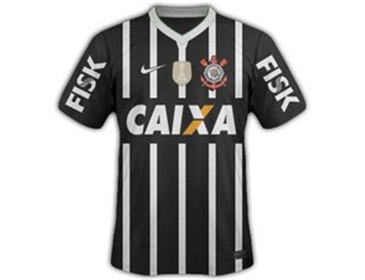 Nova camisa do Corinthians volta a ter listras brancas