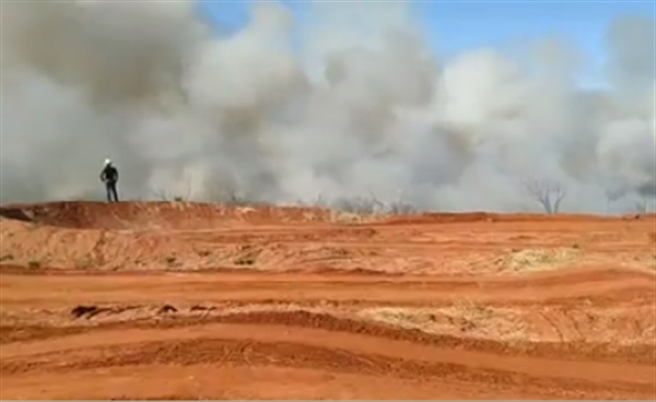 De acordo com informações, os bombeiros foram acionados para atender a ocorrência (Foto: Reprodução)