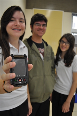 Isabela, Amanda e Otávio são finalistas do Google Science Fair 2013
