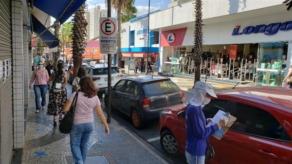 As lojas começam a abrir a partir das 13h e seguirão até as 18h (Foto: A Cidade)