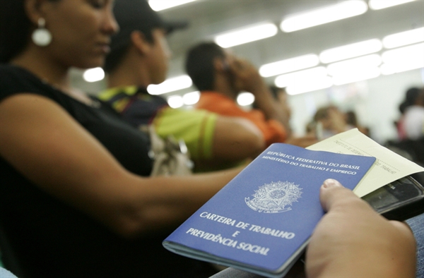 Geração de emprego começa a reagir na cidade