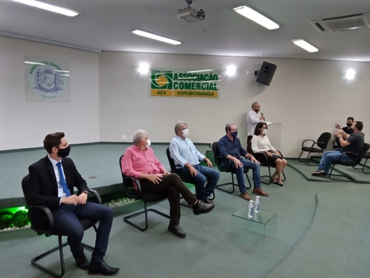 Deosdete Vecchiato, Andréa Thomé e Glauton Feltrin são anunciados como secretários (Foto: A Cidade/Arquivo pessoal)