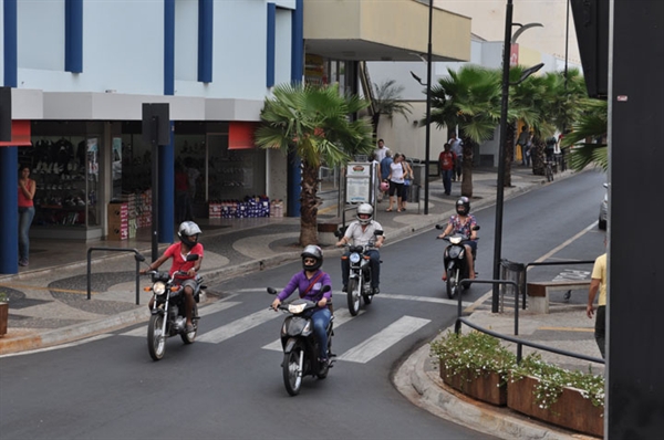 Detran SP bate recorde histórico na emissão de CNHs