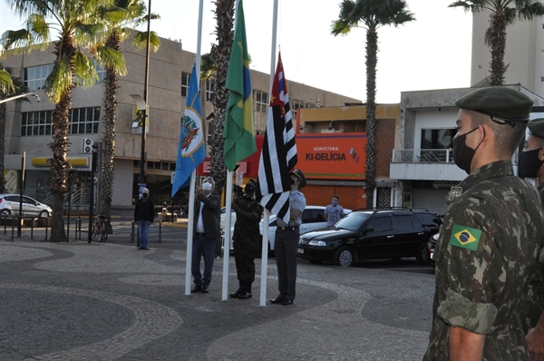 O tradicional ato cívico com o hasteamento da bandeira foi programado para o dia 8 de agosto, às 9h, na Praça Cívica (Foto: A Cidade)